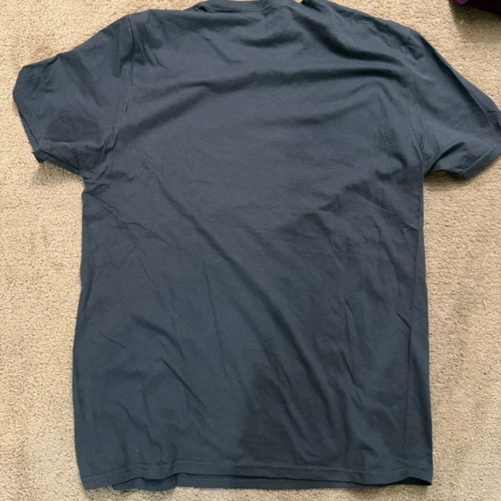 Men's The Mandalorian This Is The Way Tee Baby Yoda Size Large 100% Cotton Tee - Picture 4 of 6